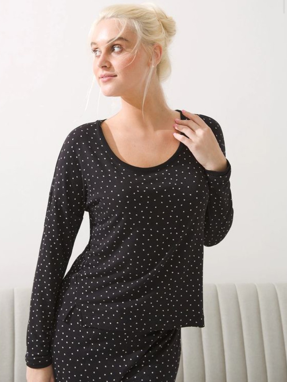 Soma WKND Intimates Black Polka Dot Heart Scoop Neck Long Sleeve Top Relaxed Fit